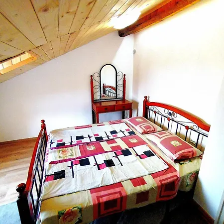 Attic Varna